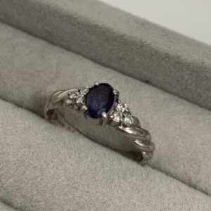 Pt900 アレキサンドライト メレダイヤ付きリング